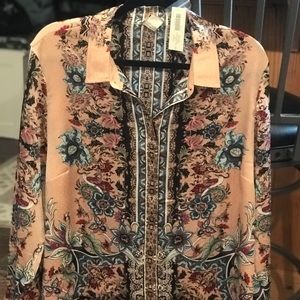 Chico’s size  3 long sleeve silky shirt